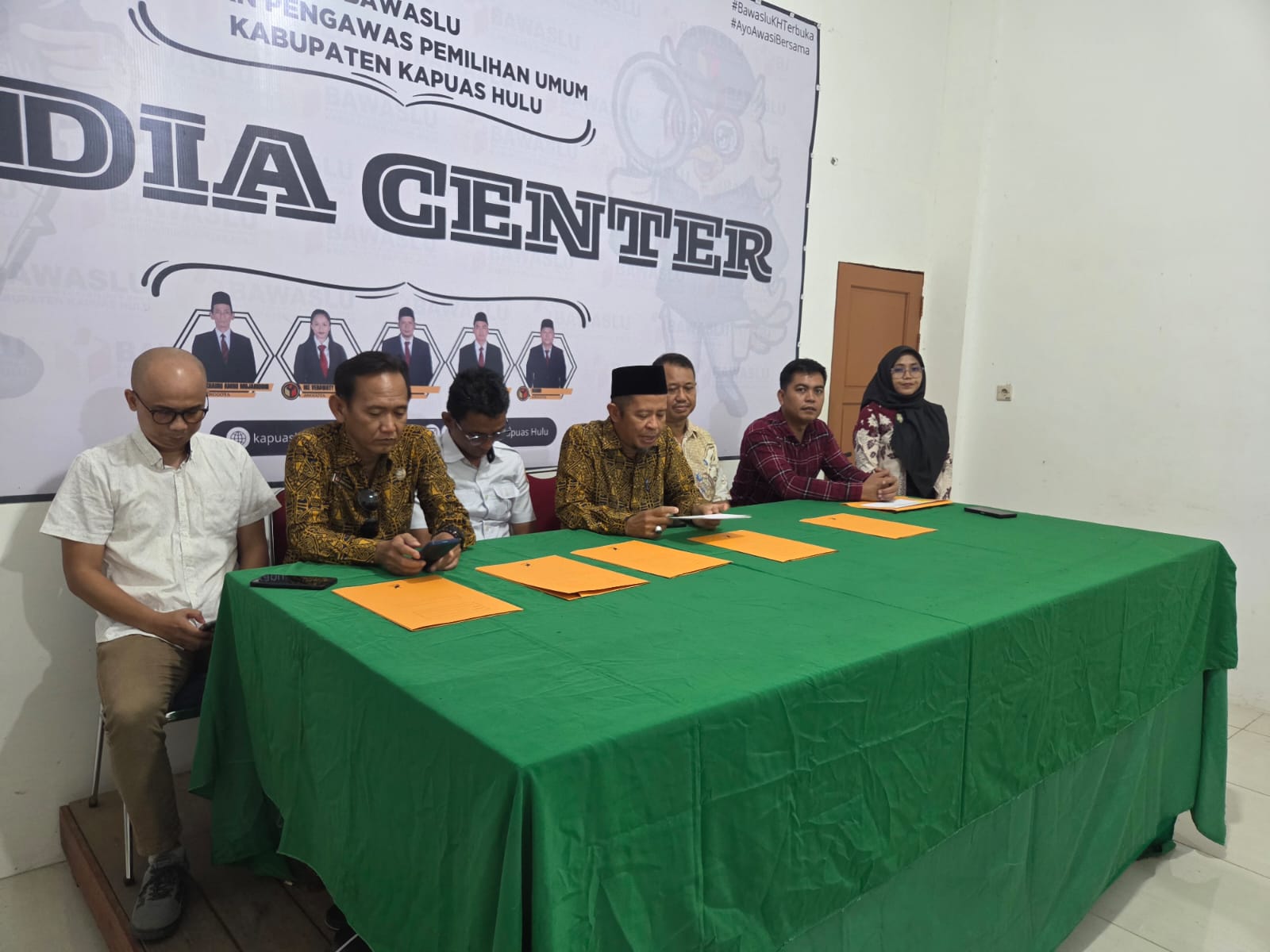 Bawaslu Kapuas Hulu Gelar Seleksi Wawancara Penerimaan Satpam