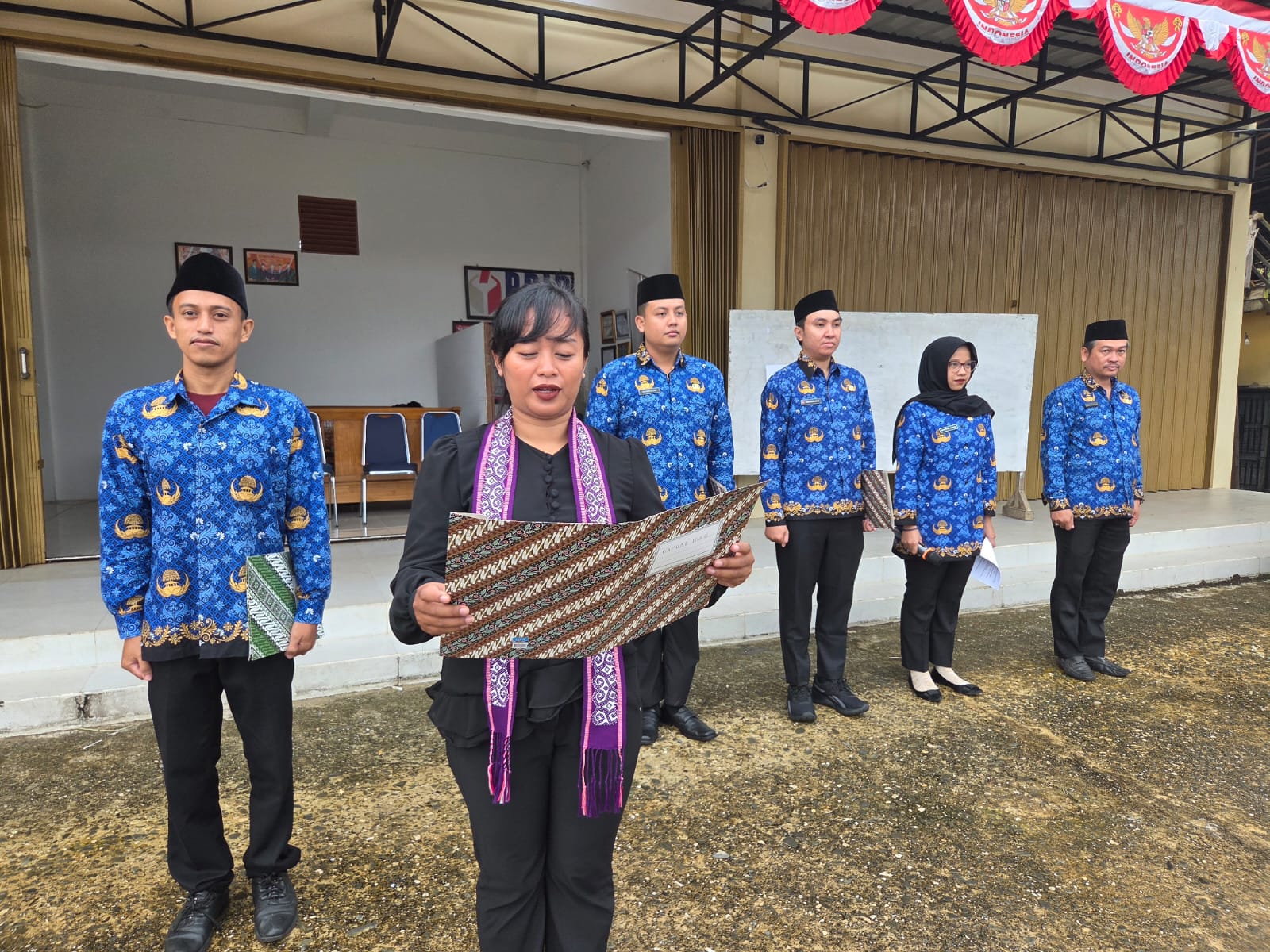 Anggota Bawaslu Kapuas Hulu, Ike Verawati Fajrin