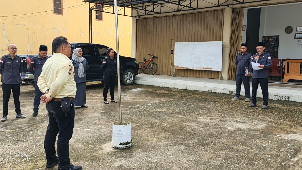 apel rutin senin pagi