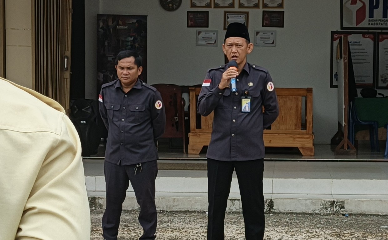 apel rutin senin pagi