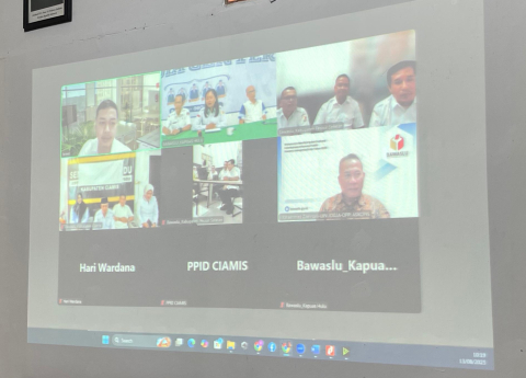 Monev KIP Bawaslu Kapuas Hulu 2025