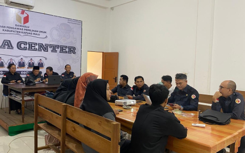 suasana di ruang rapat pada kegiatan pembukaan P2P