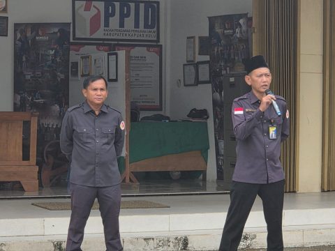 apel rutin senin pagi