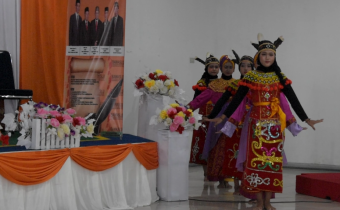 Melalui Pengawasan Partisipatif yang Mengedepankan Kearifan Lokal, Bawaslu Kabupaten Kapuas Hulu ajak Masyarakat Cegah Pelanggaran Pemilu.