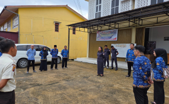 Anggota Bawaslu Kabupaten Kapuas Hulu Ike Verawati Fajrin Pimpin Apel Siaga Peringatan Hari Lahir Pancasila