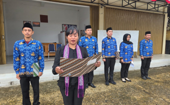 Anggota Bawaslu Kapuas Hulu, Ike Verawati Fajrin