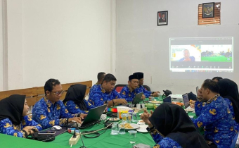 Plt. Kepala Sekretariat Bawaslu Kapuas Hulu, Mohd. Ali Hasbi, tengah memberikan sambutan