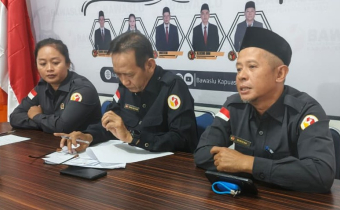 rapat internal sekretariat