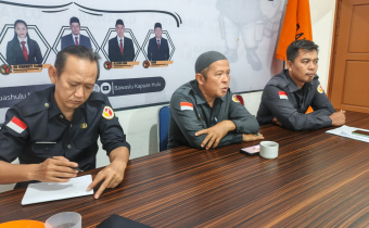Rapat internal Bawaslu Kapuas Hulu