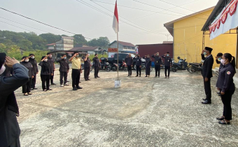 apel rutin senin pagi