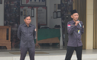 apel rutin senin pagi